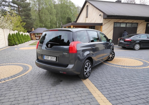 Peugeot 5008 cena 18700 przebieg: 259000, rok produkcji 2012 z Nowa Dęba małe 781